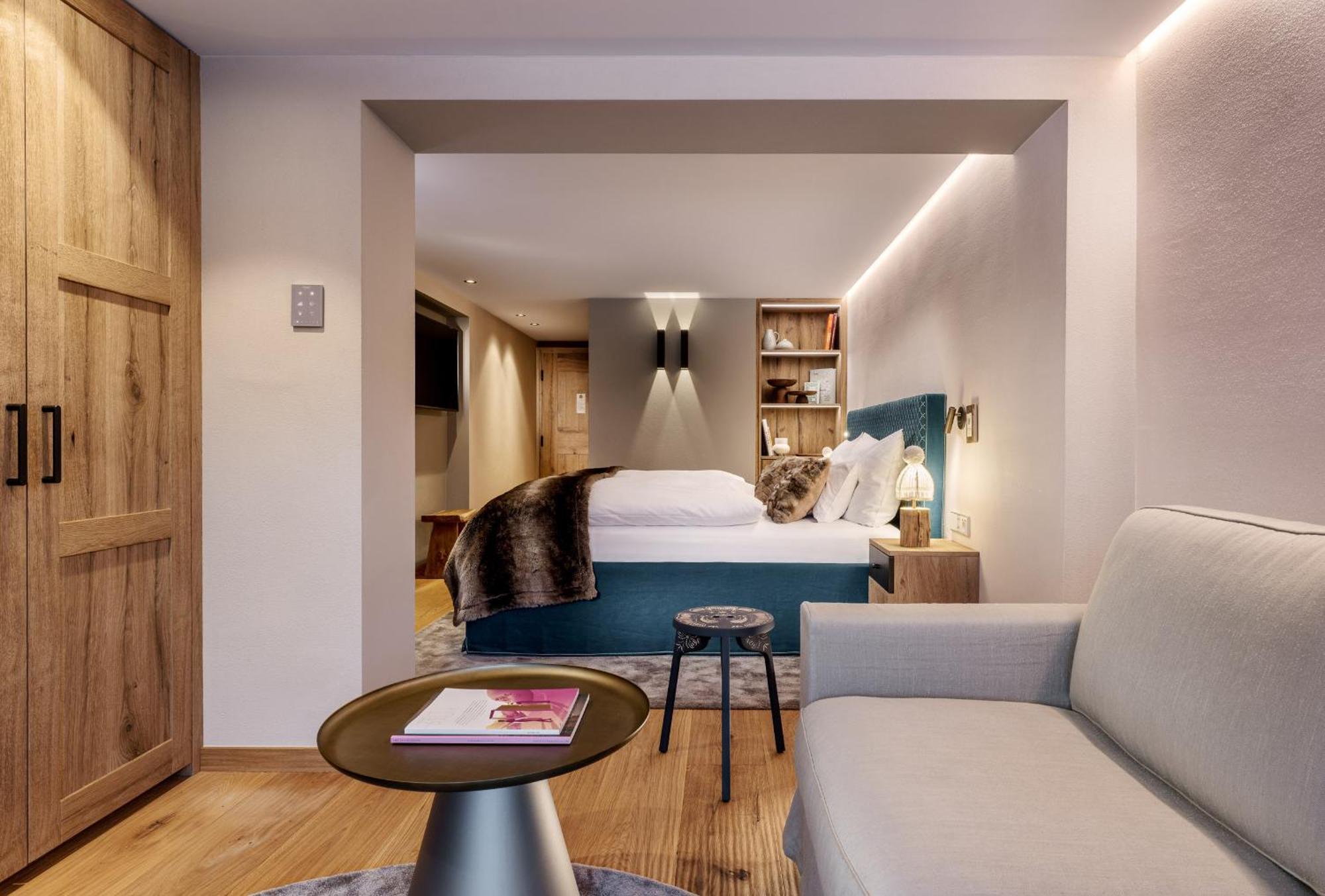 Hotel Arlberg Lech Room photo